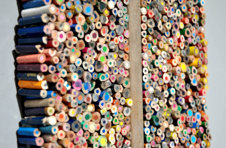 Galerie RIECK - Jens_Chr_Jensen_Assemblage_Buntstifte_Detail