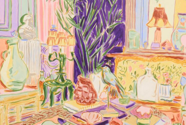 Gemälde „Birdy Birdy“ von Mads Rafte Hein: farbintensives Interieur mit Zimmerpflanze, Vogel, Vasen, Büchern und Tischleuchten bei Galerie RIECK.
