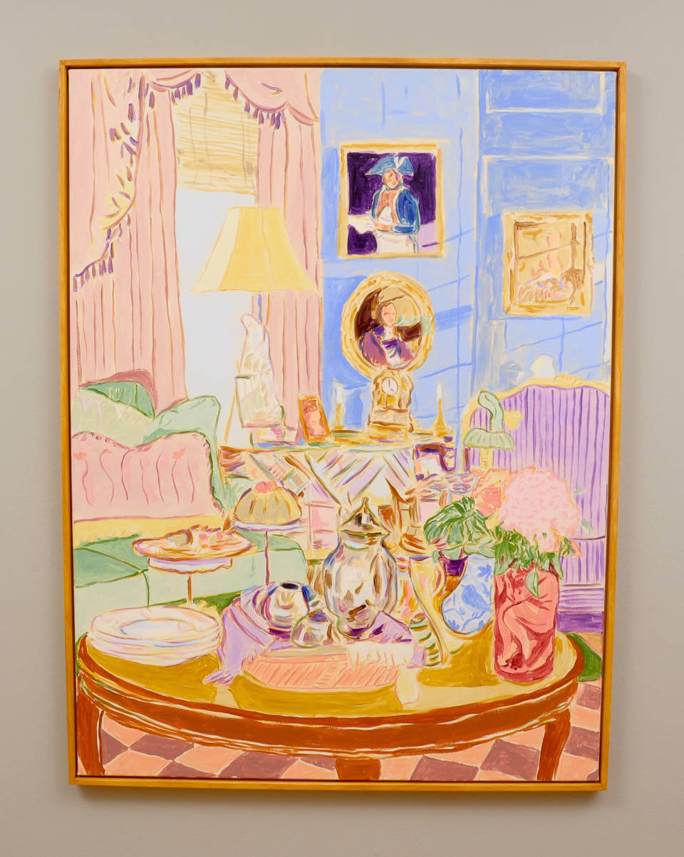 Gemälde „Cakes And Interior“ von Mads Rafte Hein: farbintensives Interieur mit gedecktem Tisch, Kuchen, Vasen, Blumen, Sesseln und Bildern bei Galerie RIECK - mit Rahmen