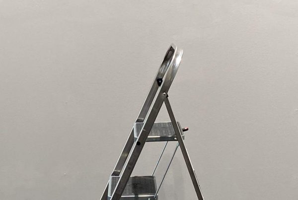 Galerie RIECK ist vom 18. bis 24. Juli 2026 wegen Vorbereitung der neuen Sommerausstellung vorübergehend geschlossen.