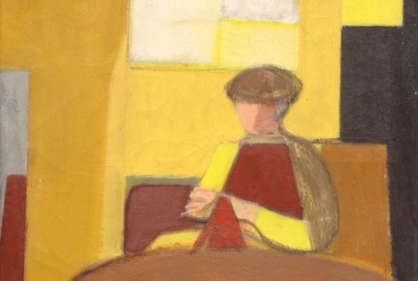 Interieur in der Sonne von Arne L. Hansen mit sitzender Figur an einem Tisch, geometrischen Formen und warmen Gelb-, Rot- und Brauntönen.
