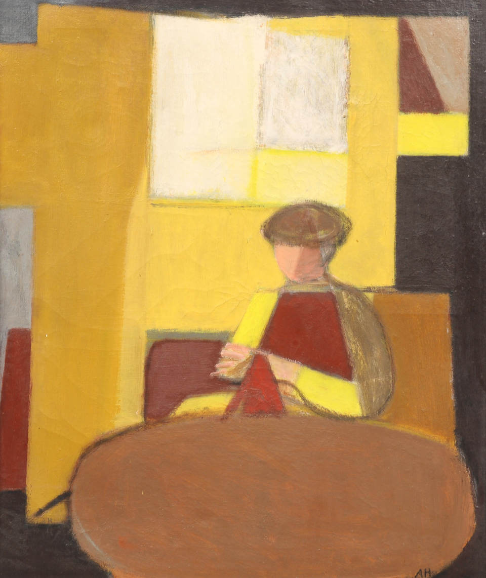 Interieur in der Sonne von Arne L. Hansen mit sitzender Figur an einem Tisch, geometrischen Formen und warmen Gelb-, Rot- und Brauntönen.