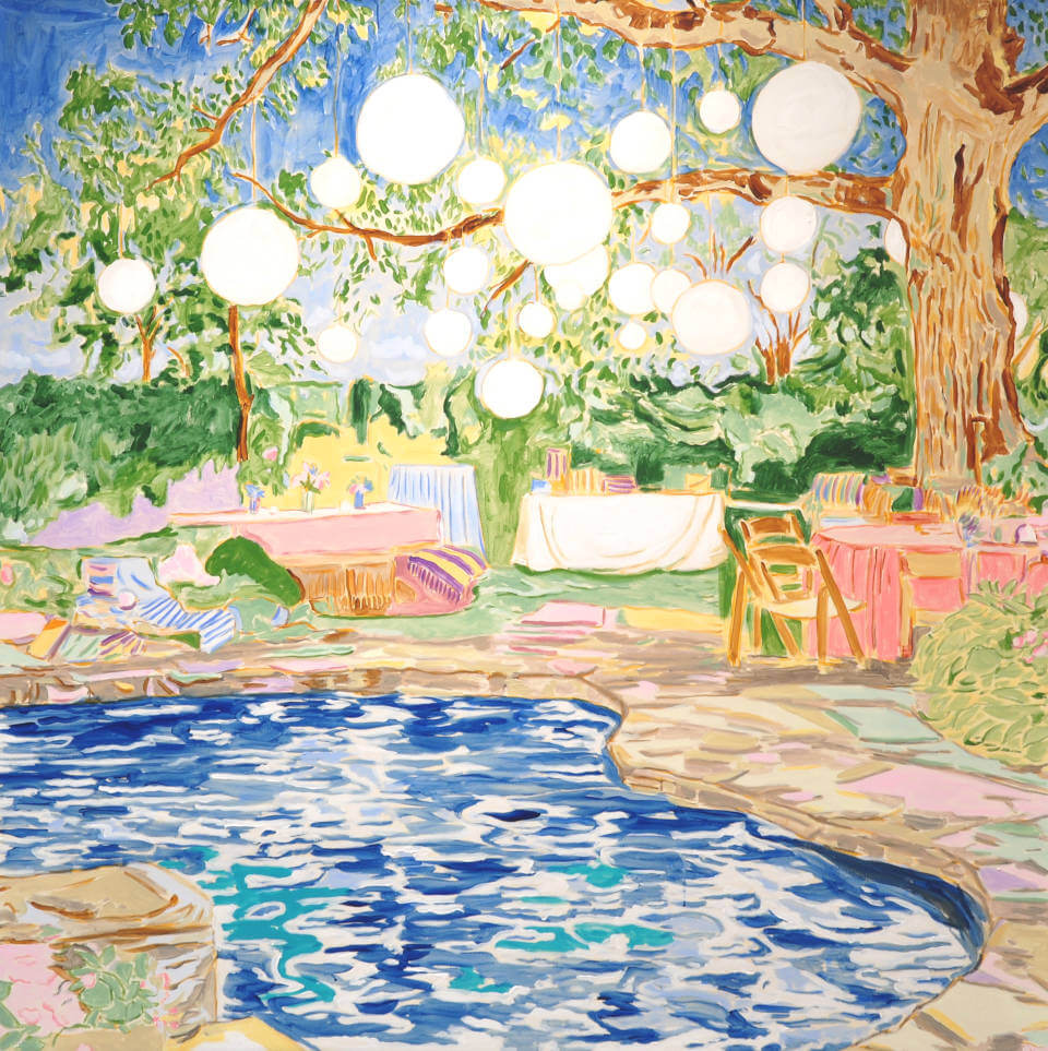 Mads Rafte Hein, Garden Lights for You – farbenfrohes Gemälde eines Gartens mit Swimmingpool, gedeckten Tischen und weißen Lampions unter einem großen Baum